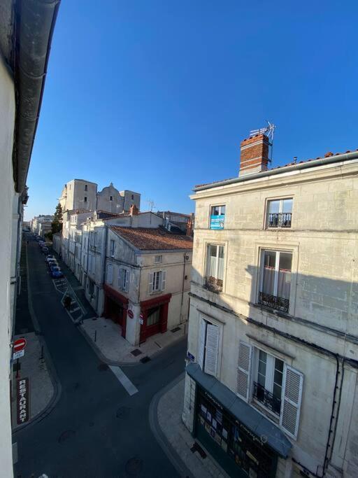 Bel Appartement - 2 Chambres - Proche Du Vieux Marche La Rochelle  Exterior photo